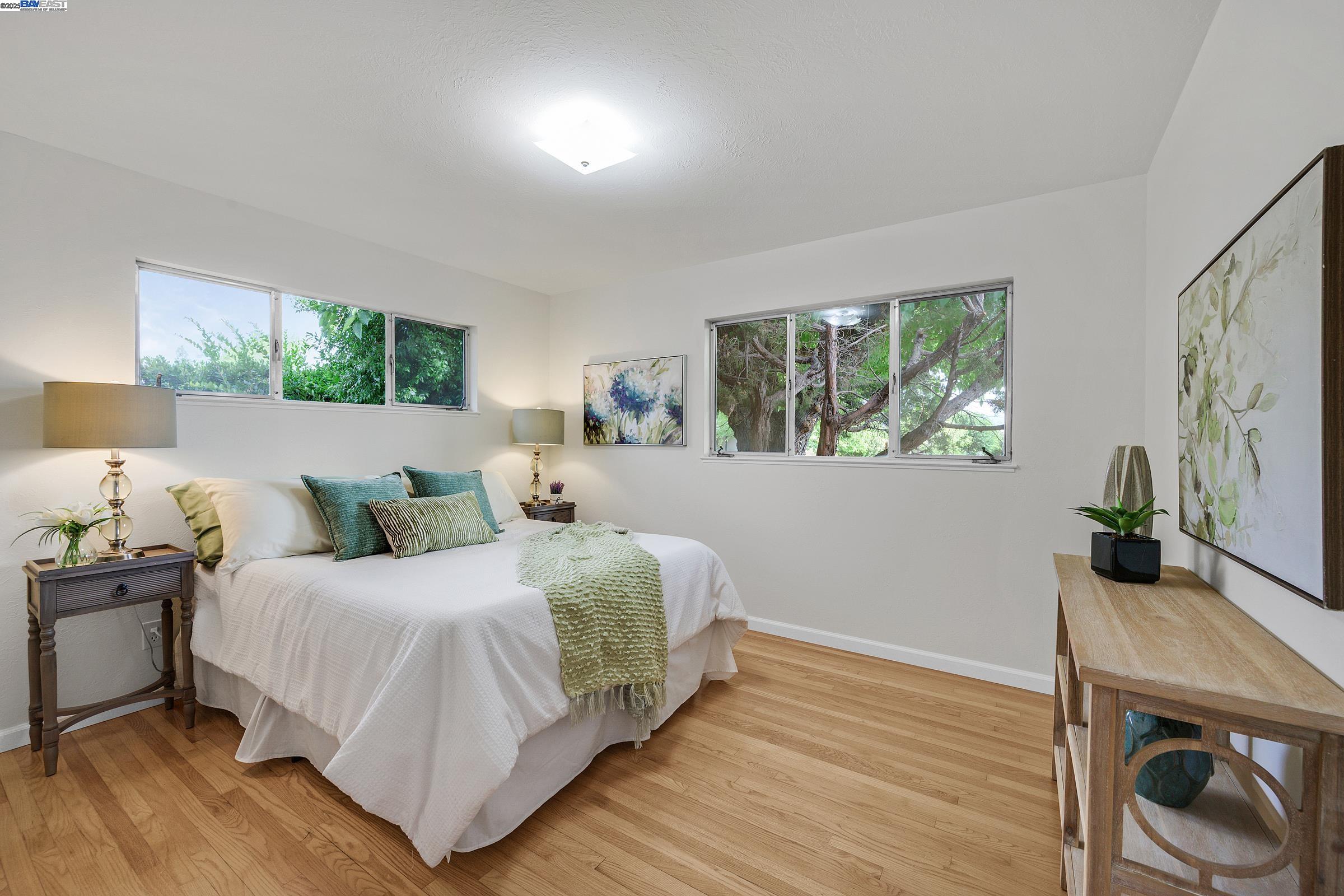 Livermore, California 94550, United States, 4 Bedrooms Bedrooms, ,3 BathroomsBathrooms,Residential,Active,219786