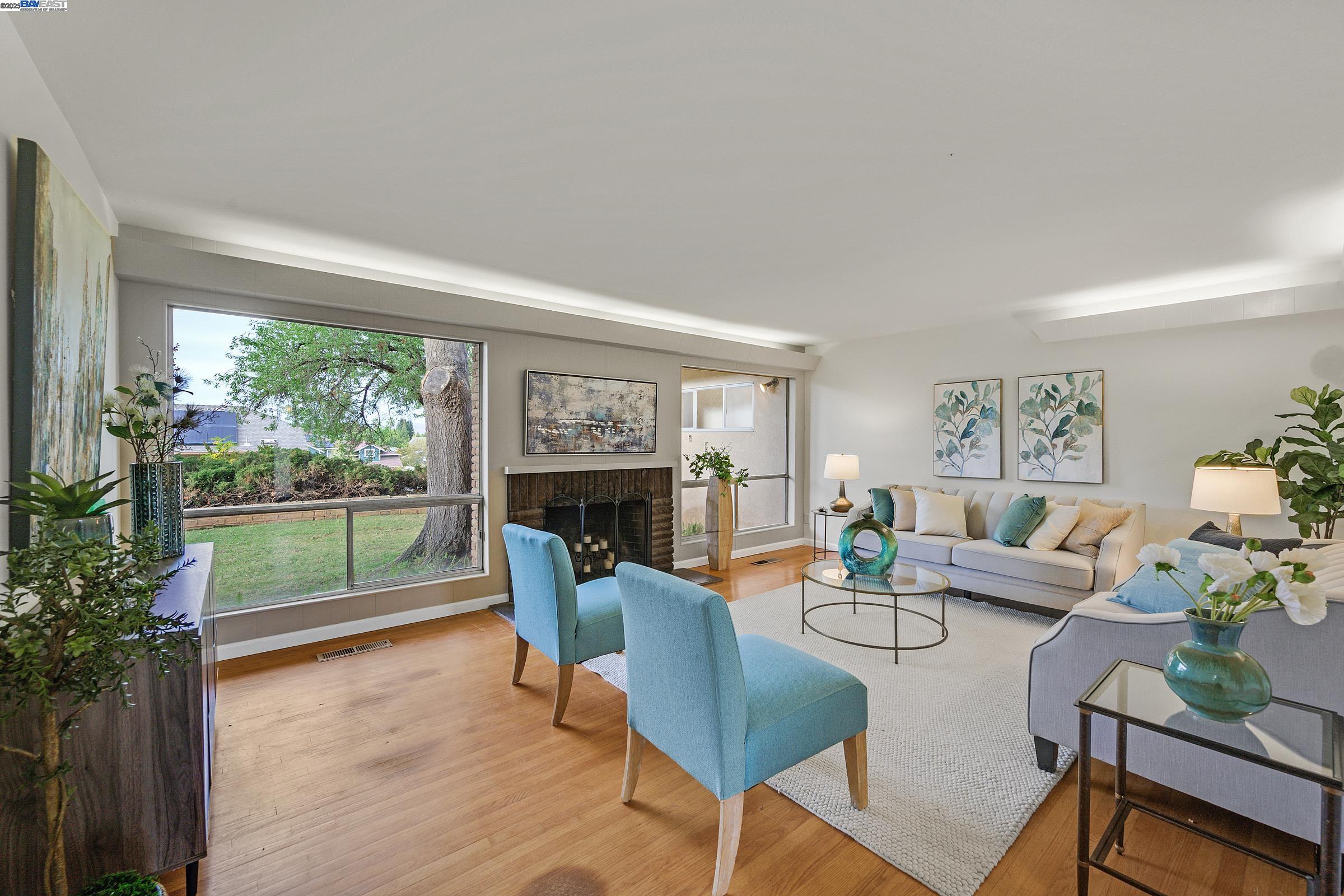 Livermore, California 94550, United States, 4 Bedrooms Bedrooms, ,3 BathroomsBathrooms,Residential,Active,219786