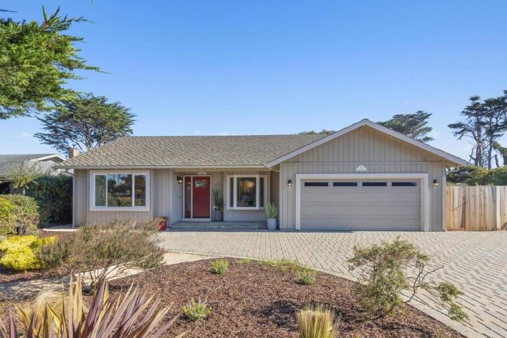 Photo of 141 Arbor Lane, Moss Beach, CA 94038 (MLS # ML82026296)