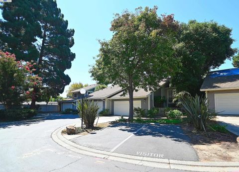 A home in San Leandro