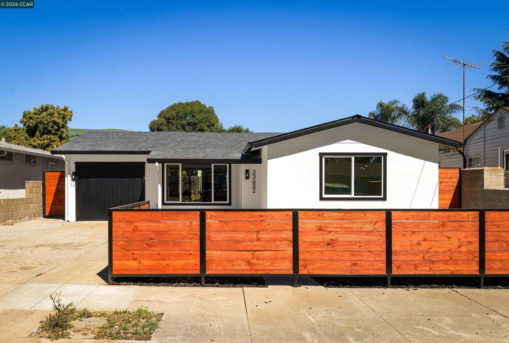 Photo of 33652 4Th St, Union City, CA 94587 (MLS # 41129219)