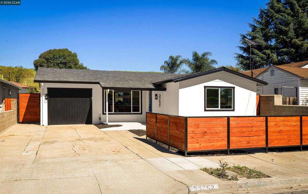 Photo of 33652 4Th St, Union City, CA 94587 (MLS # 41129219)