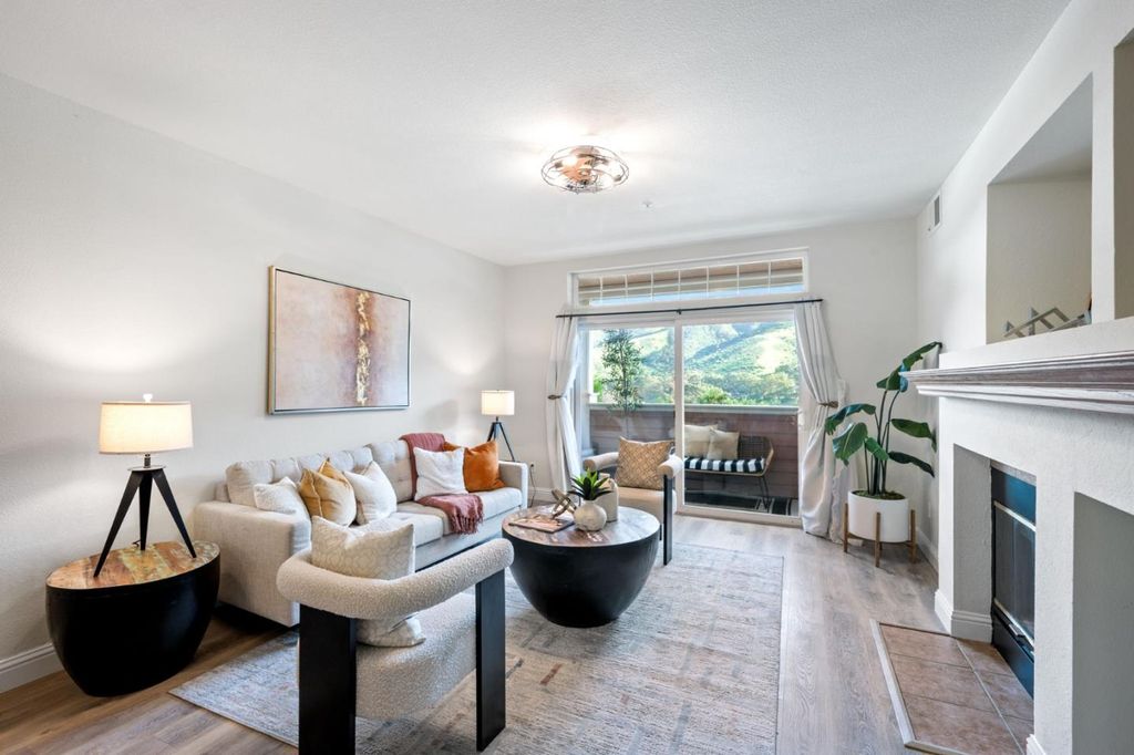 Photo of 212 Crescent Court, Brisbane, CA 94005 (MLS # ML82040624)