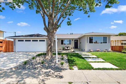7461 Brookdale Ct Dublin CA 94568
