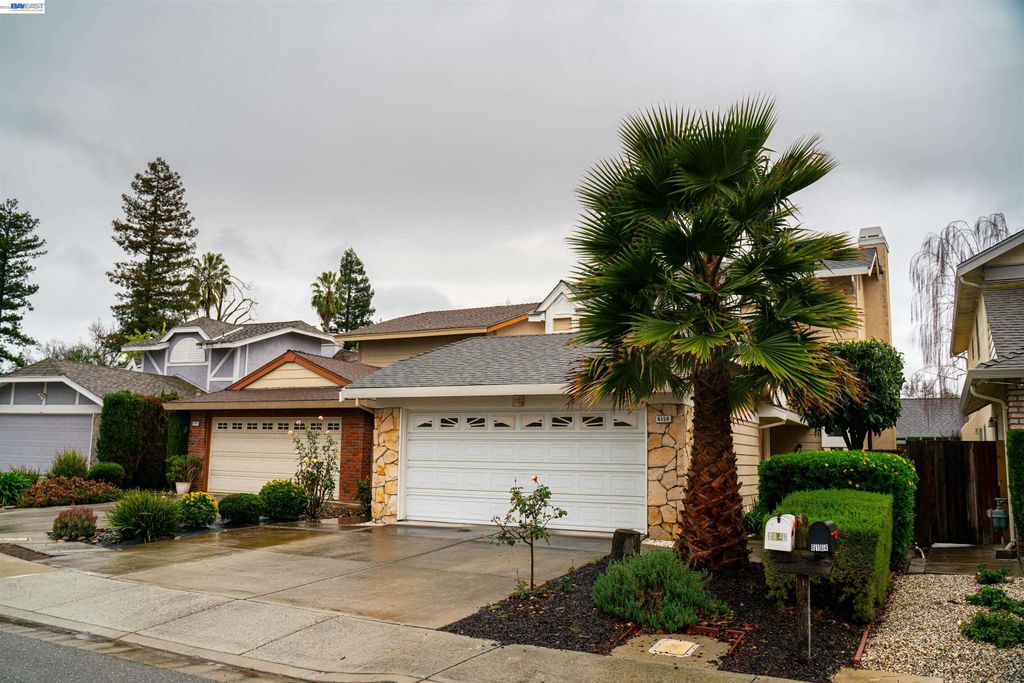 Photo of 6156 Corte Padre, Pleasanton, CA 94566 (MLS # 41124930)
