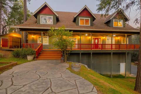 Photo of 22987 Lazy Z Ln, Sonora, CA 95370 (MLS # 41123099)