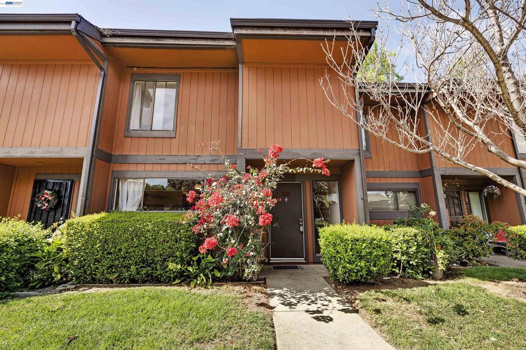 Photo of 38623 Cherry Lane #221, Fremont, CA 94536 (MLS # 41129157)