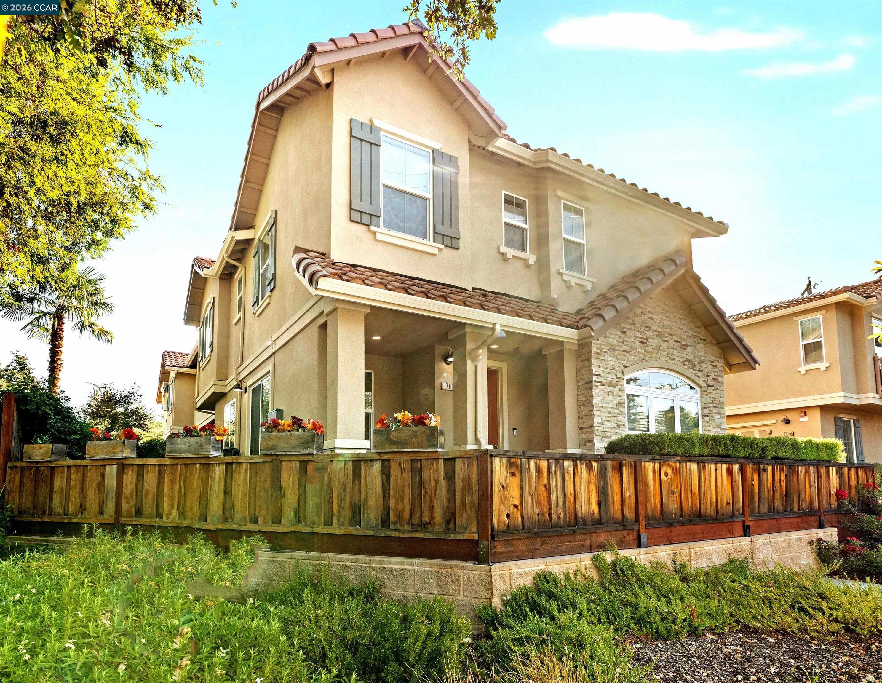 1790 San Miguel Dr