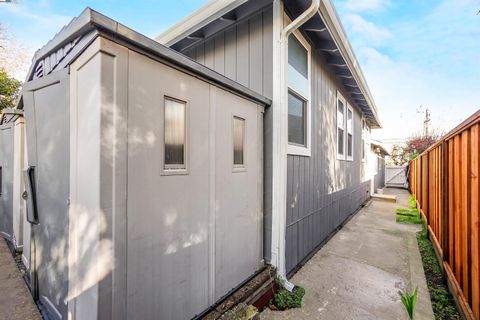 A home in San Bruno