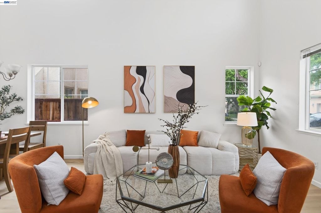 Photo of 253 Balsam St, Pittsburg, CA 94565 (MLS # 41129161)