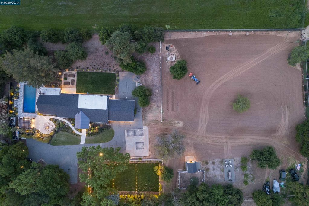 listing image 59