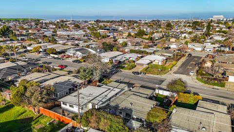 A home in San Mateo