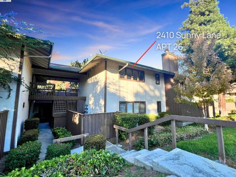 Photo of 2410 Sunny Ln #26, Antioch, CA 94509 (MLS # 41114343)