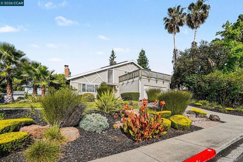 Photo of 2130 Norse Dr, Pleasant Hill, CA 94523 (MLS # 41136605)