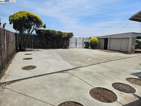 A home in San Leandro