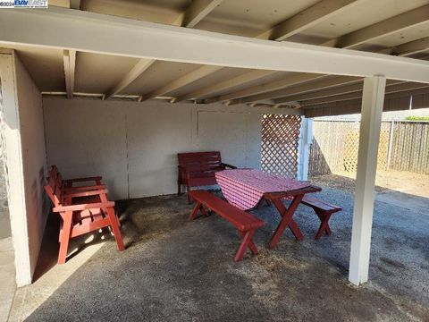 A home in San Leandro