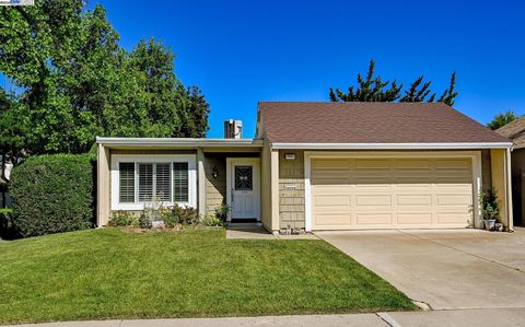4002 Rennellwood Way Pleasanton CA 94566
