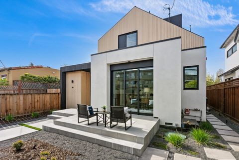 A home in Burlingame