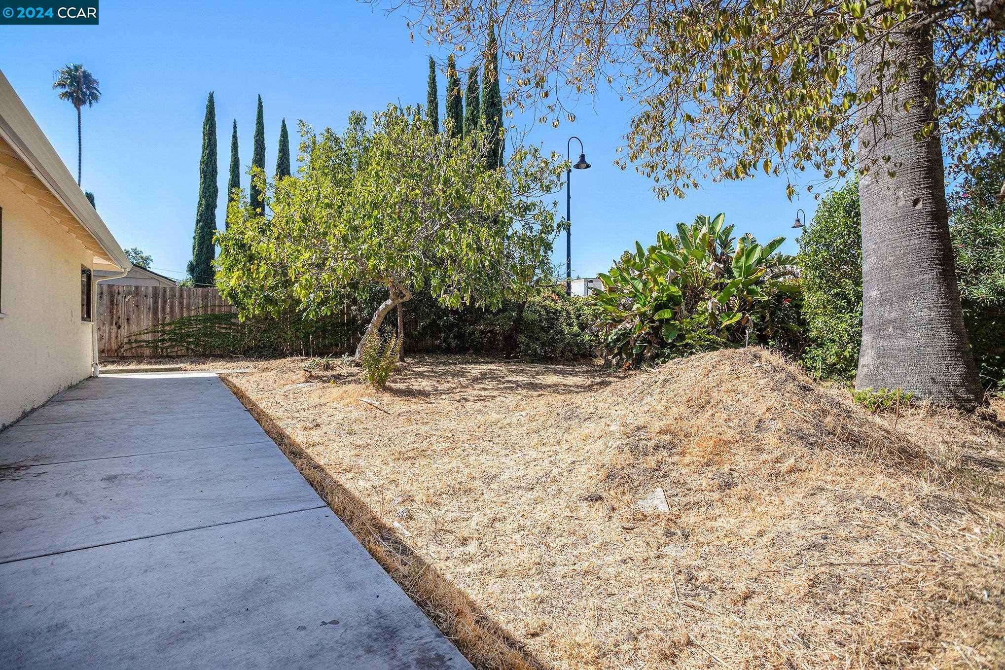 Pleasant Hill, California 94523, United States, 3 Bedrooms Bedrooms, ,1 BathroomBathrooms,Residential,Active,41815