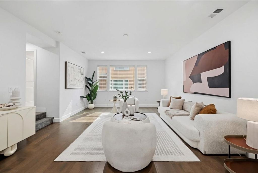 Photo of 38940 Spicebush Place, Newark, CA 94560 (MLS # ML82030533)