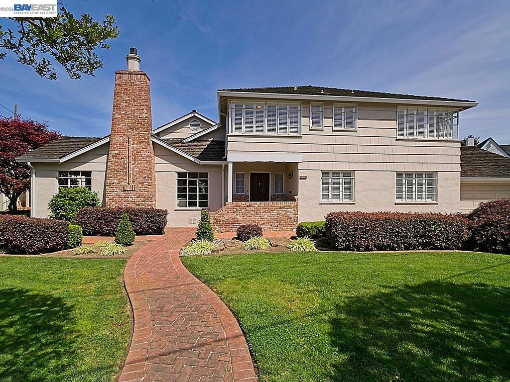 Photo of 962 Lee Ave, San Leandro, CA 94577 (MLS # 41128837)