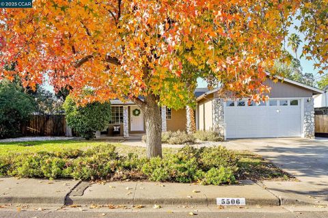 Photo of 5506 Alaska Dr, Concord, CA 94521 (MLS # 41117441)