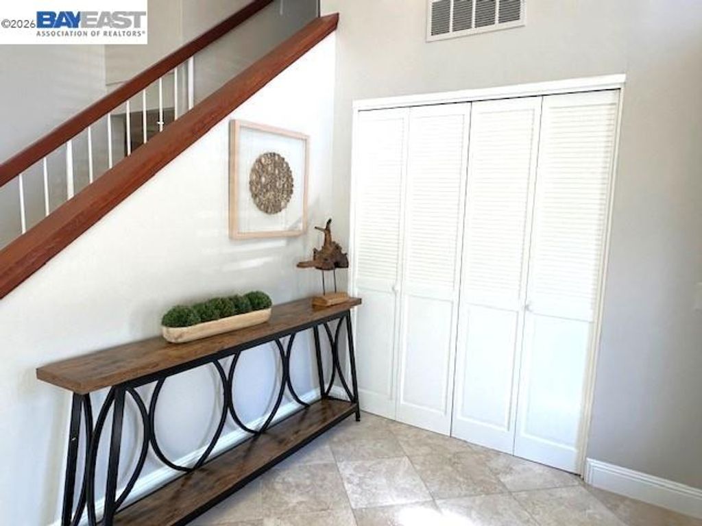 Photo of 1074 Harvest Cir, Pleasanton, CA 94566 (MLS # 41125293)