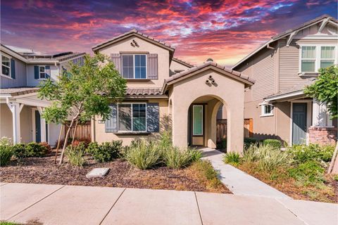 182 E Mcclintock Lane Mountain House CA 95391
