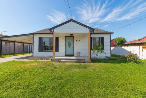 Photo of 129 N Filice Street, Salinas, CA 93905 (MLS # ML82029269)