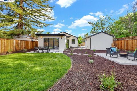 A home in Palo Alto