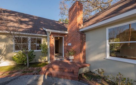 A home in San Carlos