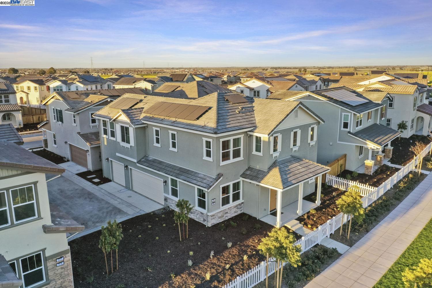 281 E Central Parkway