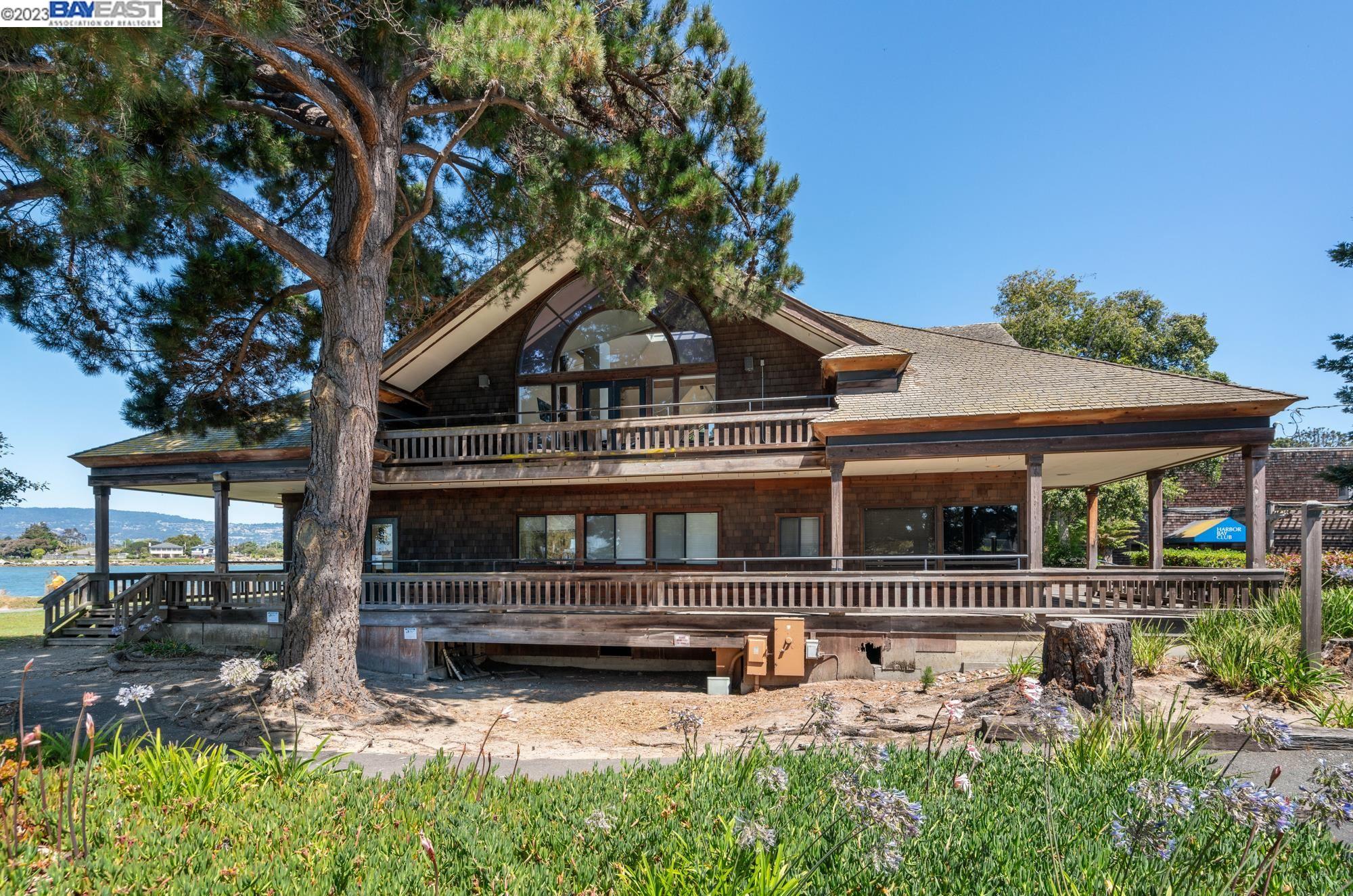 Alameda, California 94502, United States, ,Commercial,Pending,71148