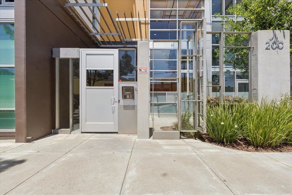 Photo of 200 2Nd St #309, Oakland, CA 94607 (MLS # 41120034)