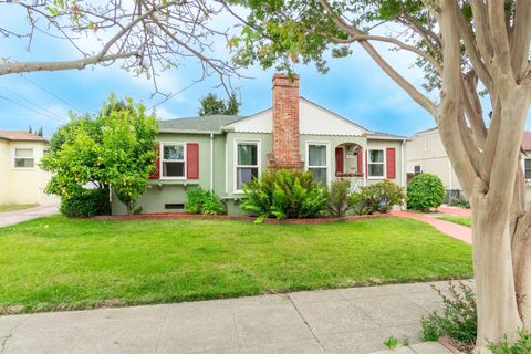 A home in San Leandro