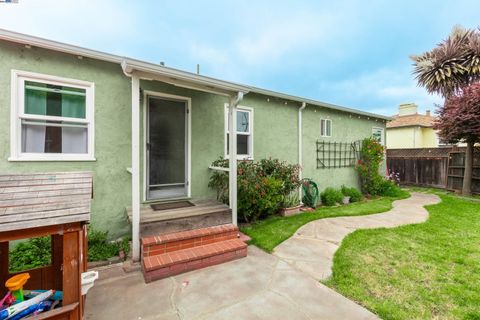 A home in San Leandro