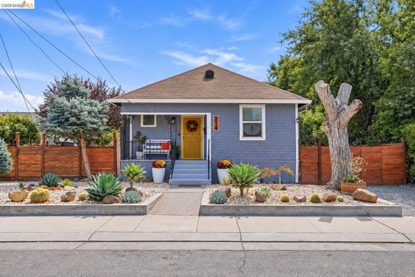 214 E KNOLES WAY, STOCKTON, CA 95204 - Image 9b3fd3dca9af1ed00b25f8f3beecfeb0/120145059