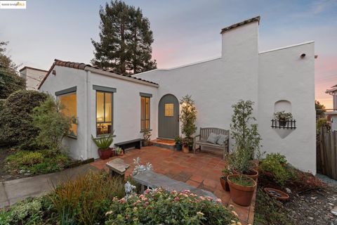 Photo of 608 Colusa Ave, Berkeley, CA 94707 (MLS # 41118576)