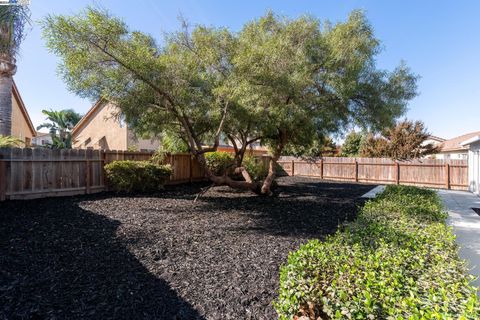 A home in Lathrop