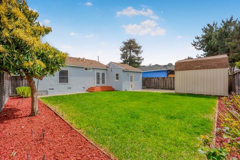 A home in East Palo Alto