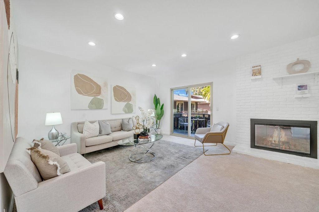 Photo of 100E Middlefield Rd 3H, Mountain View, CA 94043 (MLS # ML82046833)