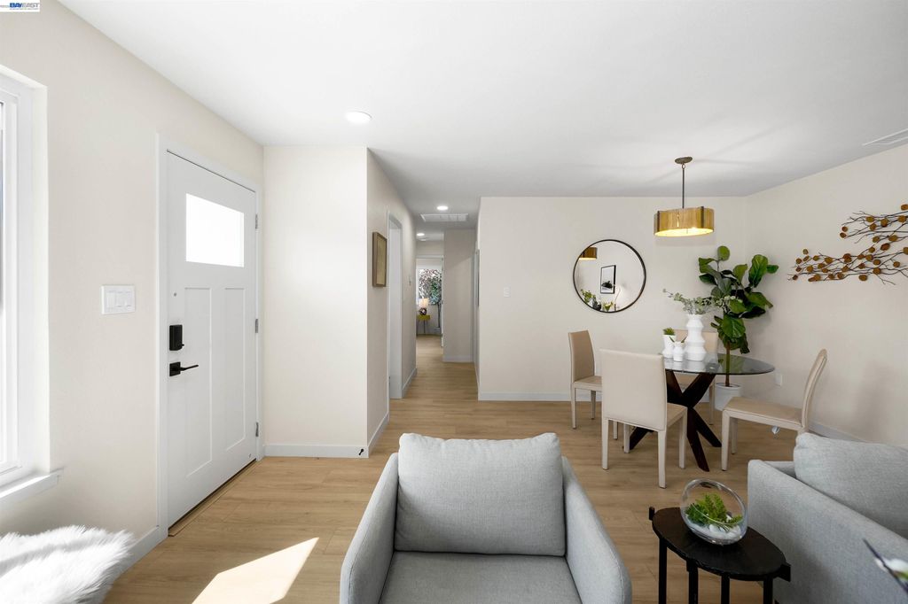 Photo of 31265 Lily St, Union City, CA 94587 (MLS # 41127024)