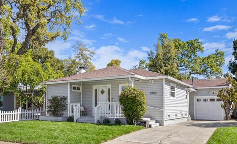 3755 Bay Road, Menlo Park, CA 94025 - MLS#: ML82001193
