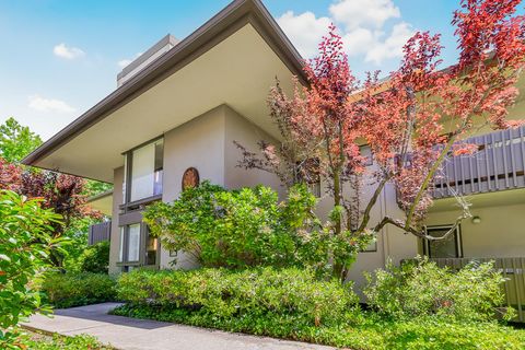 A home in Menlo Park