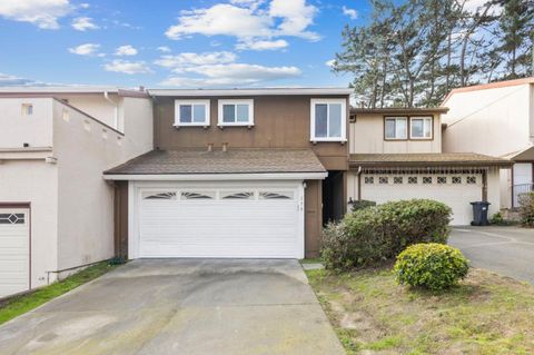 Photo of 179 Saint Michaels Court, Daly City, CA 94015 (MLS # ML82029708)