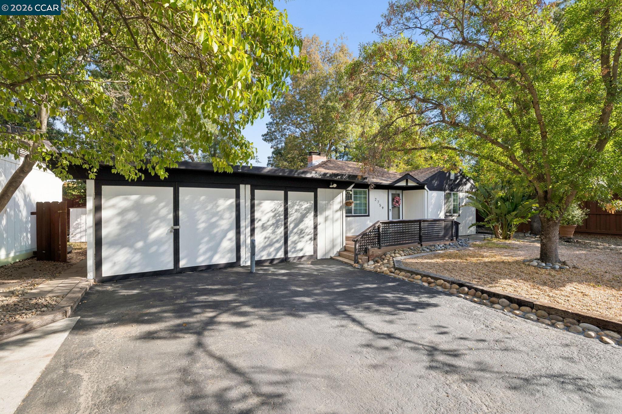 2759 Warner Ln