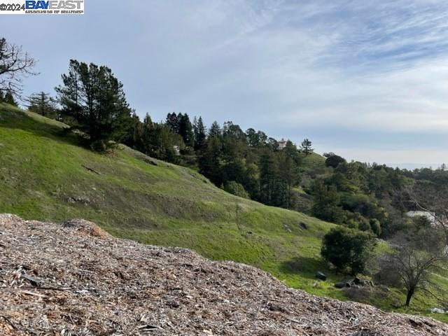 Oakland, California 94611, United States, ,Land,Active,66144