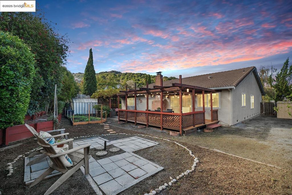 Photo of 2216 Bristlecone Drive, Richmond, CA 94803 (MLS # 41116111)