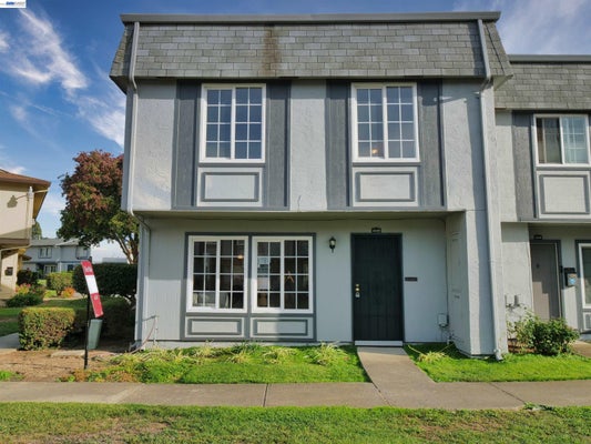 34590 BLUESTONE CMN, FREMONT, CA 94555 - Image 9cd88b0cf65f79ea07f486ccca346e6b/420414402