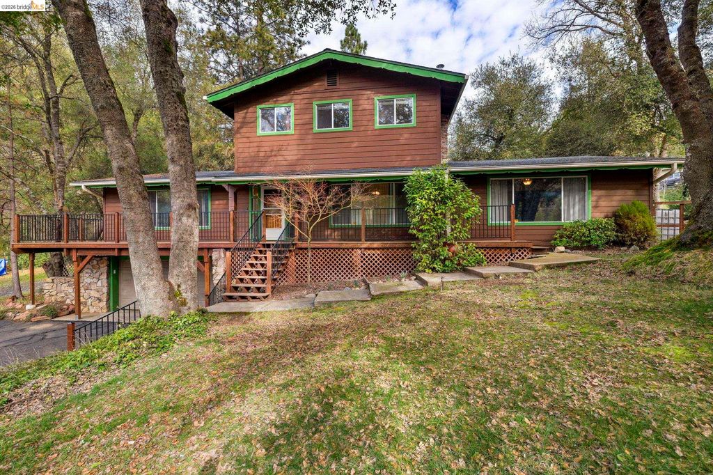 Photo of 21550 Phoenix Lake Rd, Sonora, CA 95370 (MLS # 41135142)
